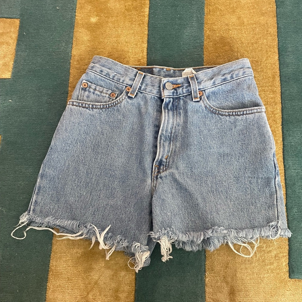 Vintage Levi’s shorts
